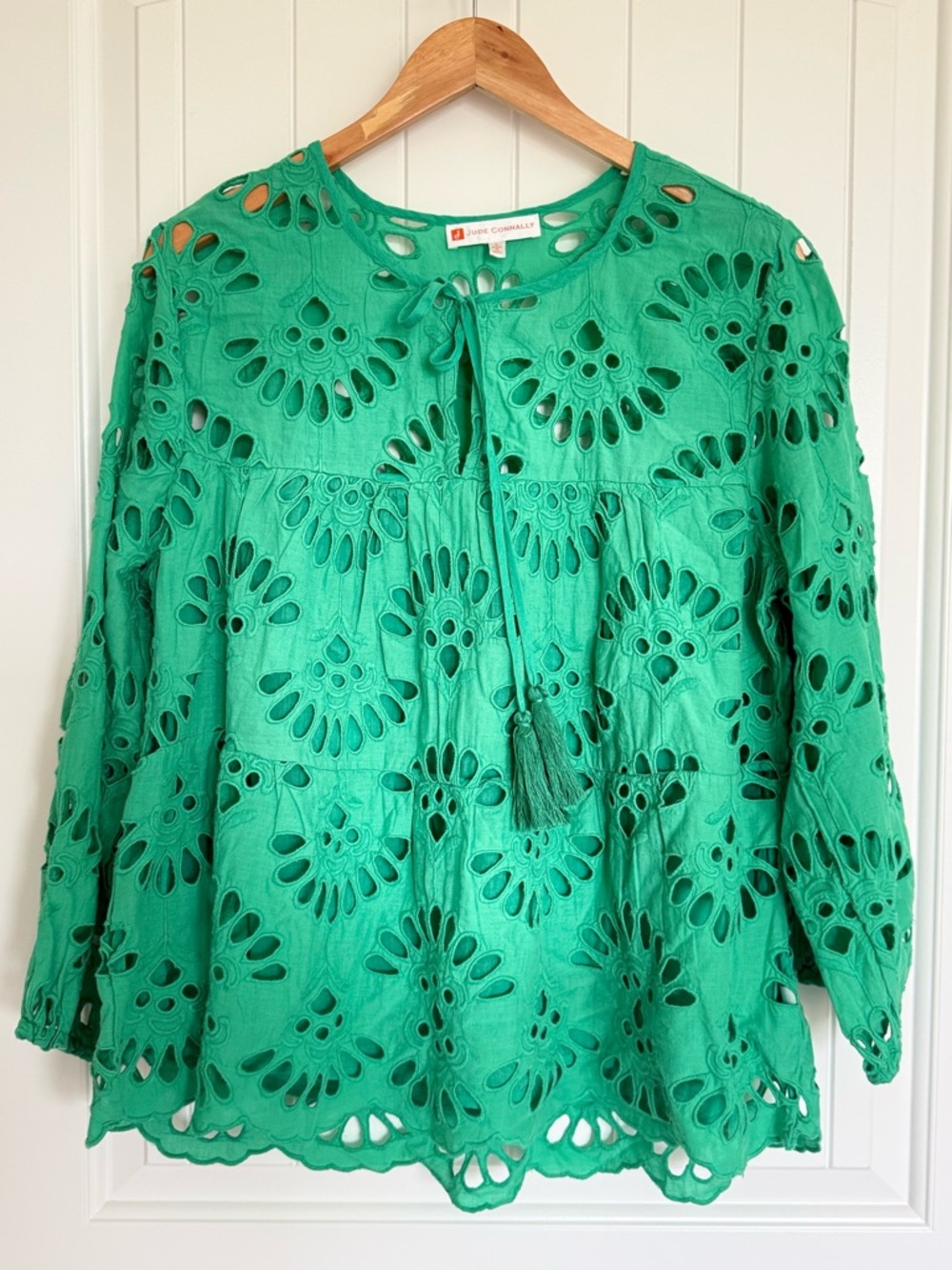 Jude Connally Green Eyelet Tiered Blouse Tassel Tie Peasant Top Boho Resort L